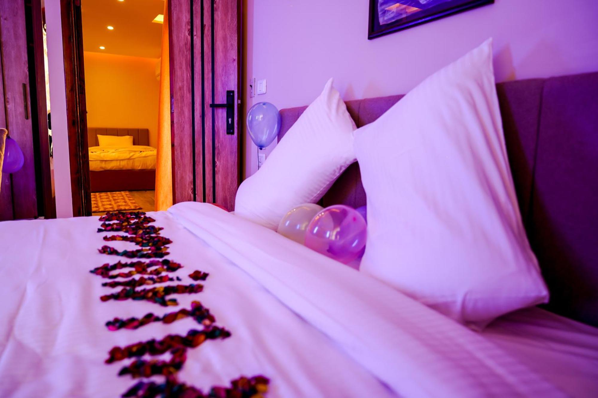 Pyramids Hotel Kafret el-Gabal 외부 사진