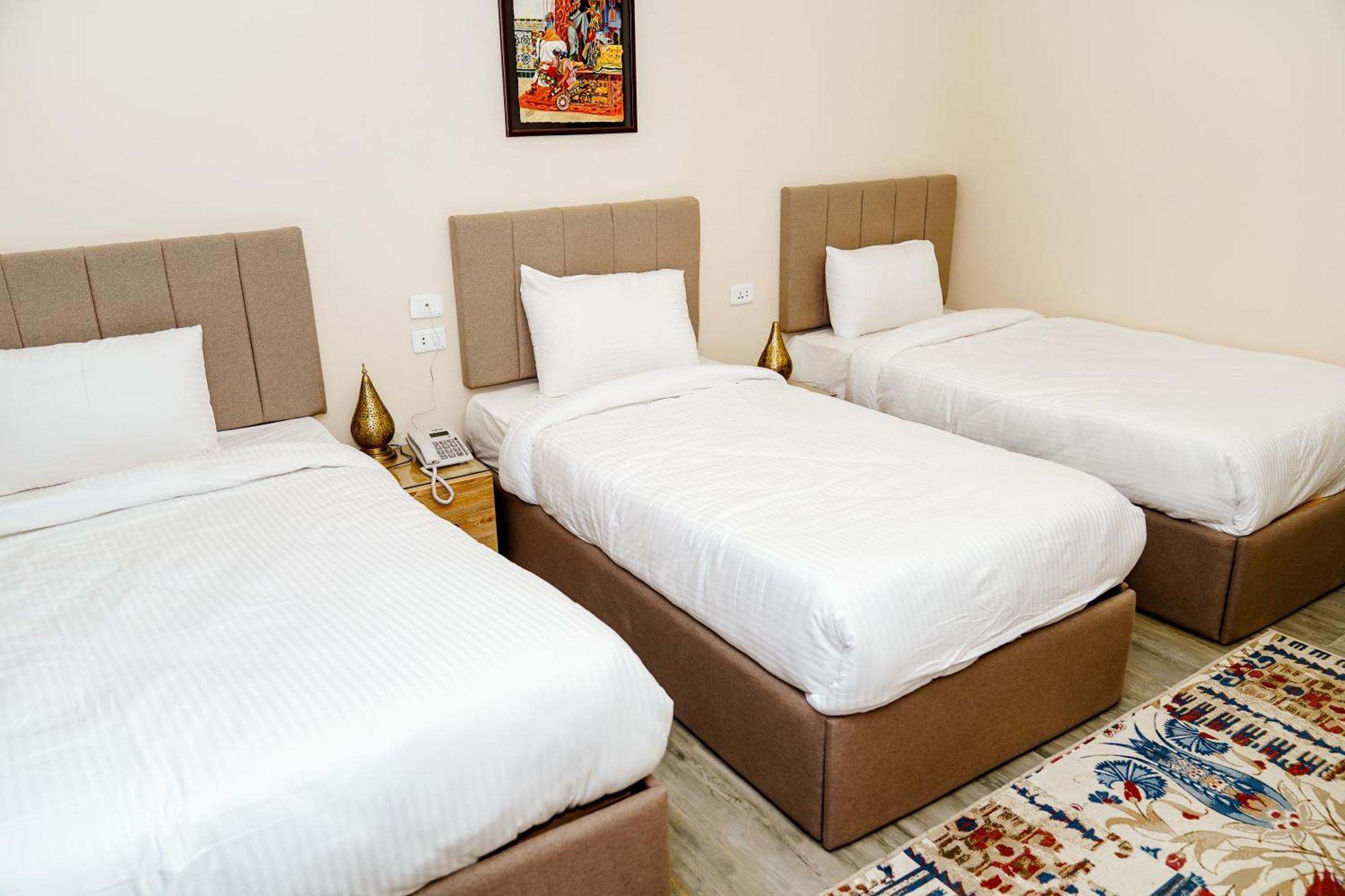 Pyramids Hotel Kafret el-Gabal 외부 사진