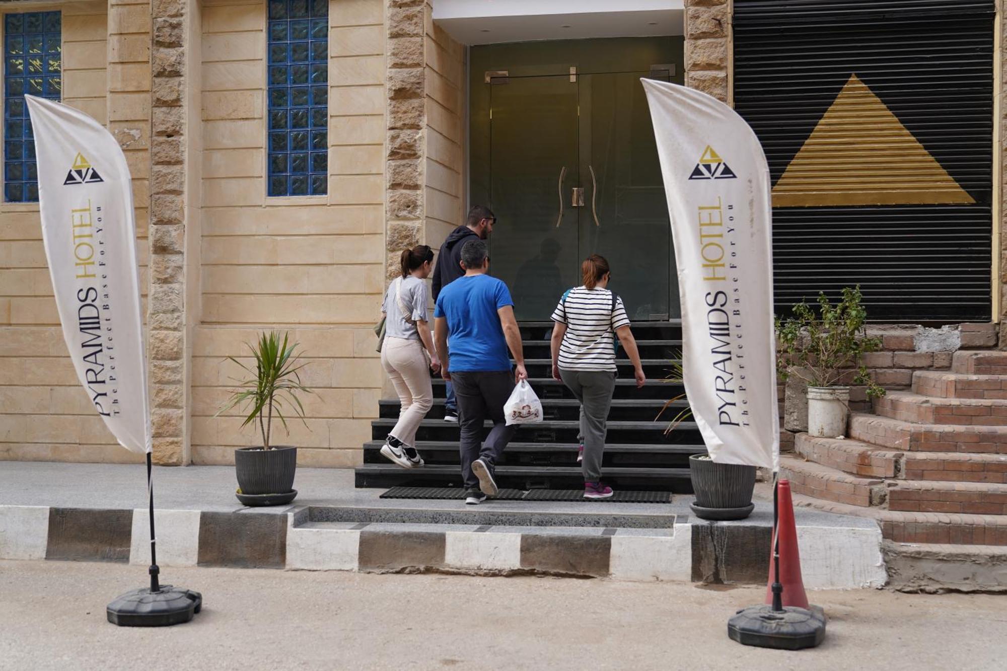 Pyramids Hotel Kafret el-Gabal 외부 사진