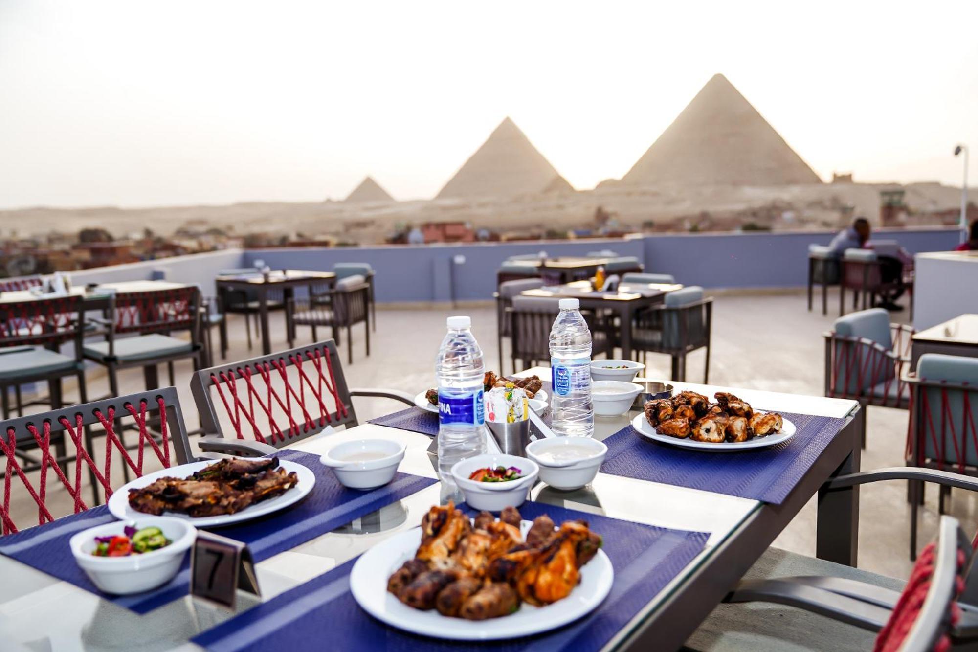 Pyramids Hotel Kafret el-Gabal 외부 사진