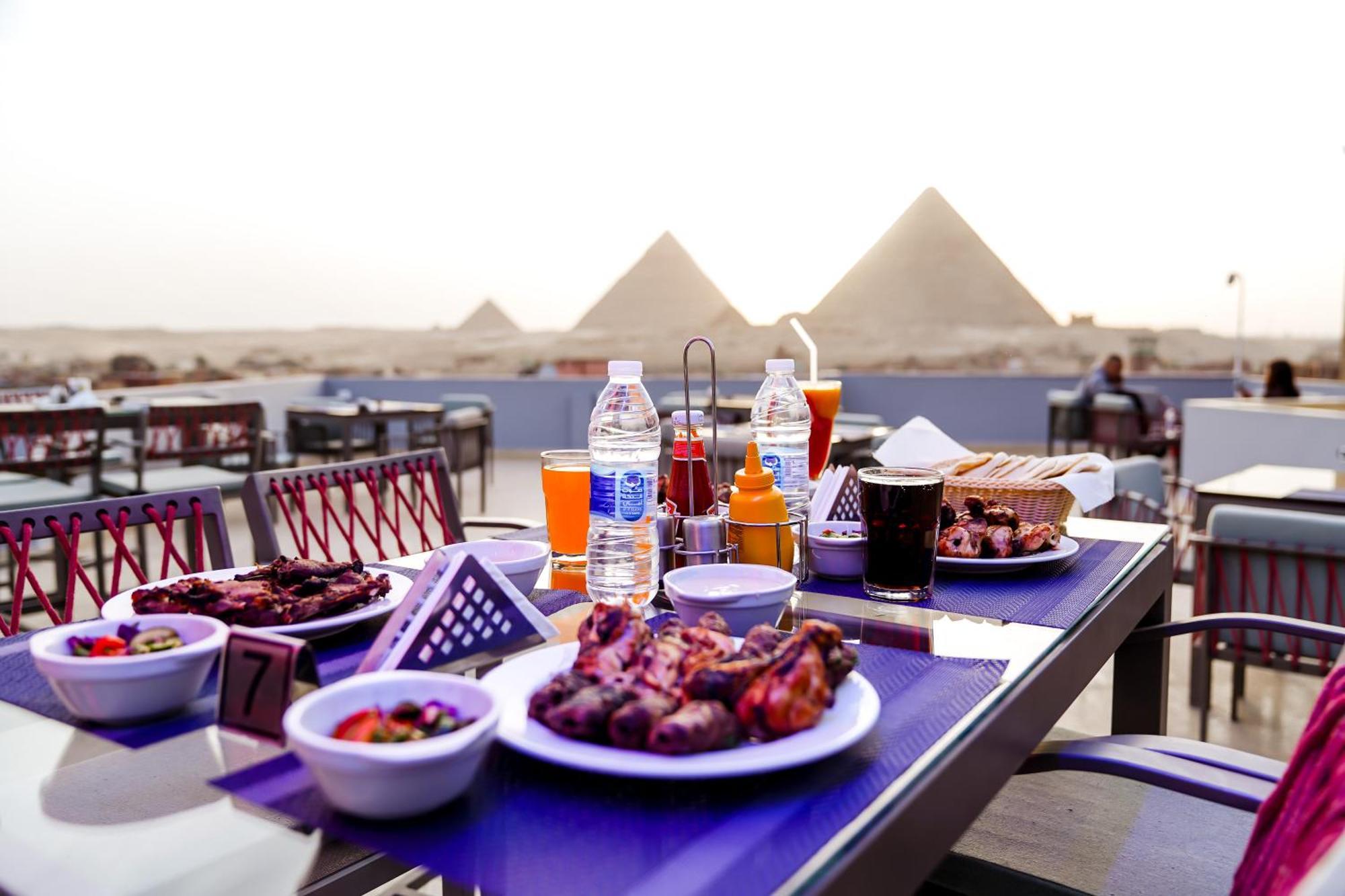 Pyramids Hotel Kafret el-Gabal 외부 사진
